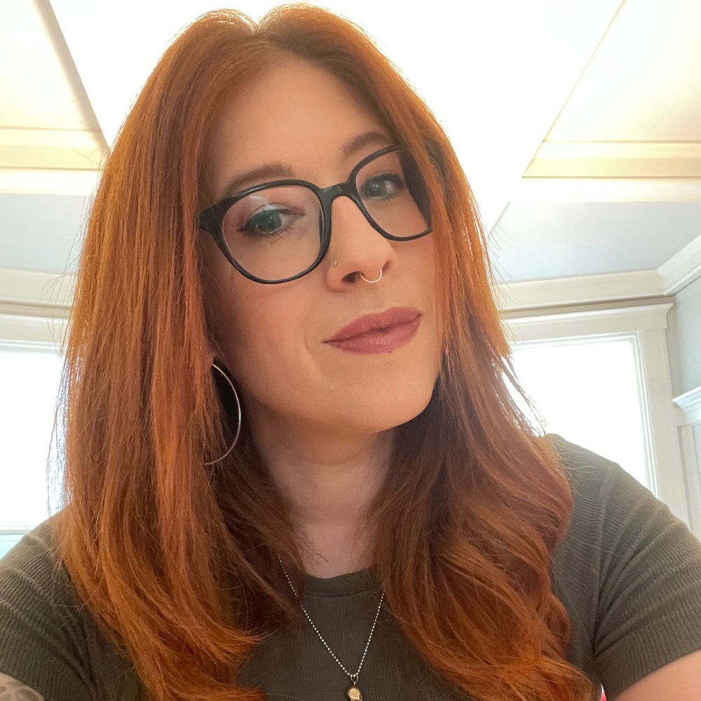 Meet your Posher, Devan